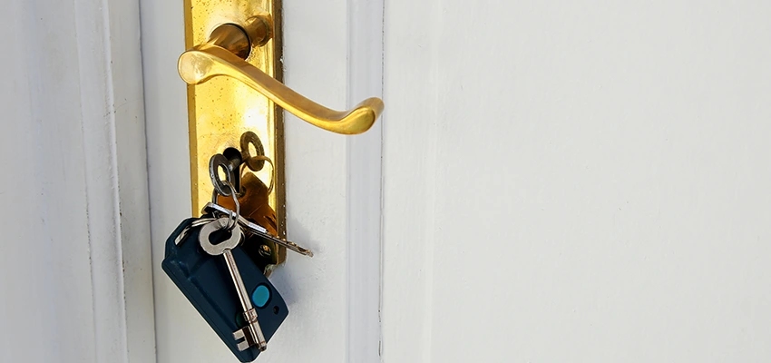 Broken Door Key Extraction in Menifee, CA